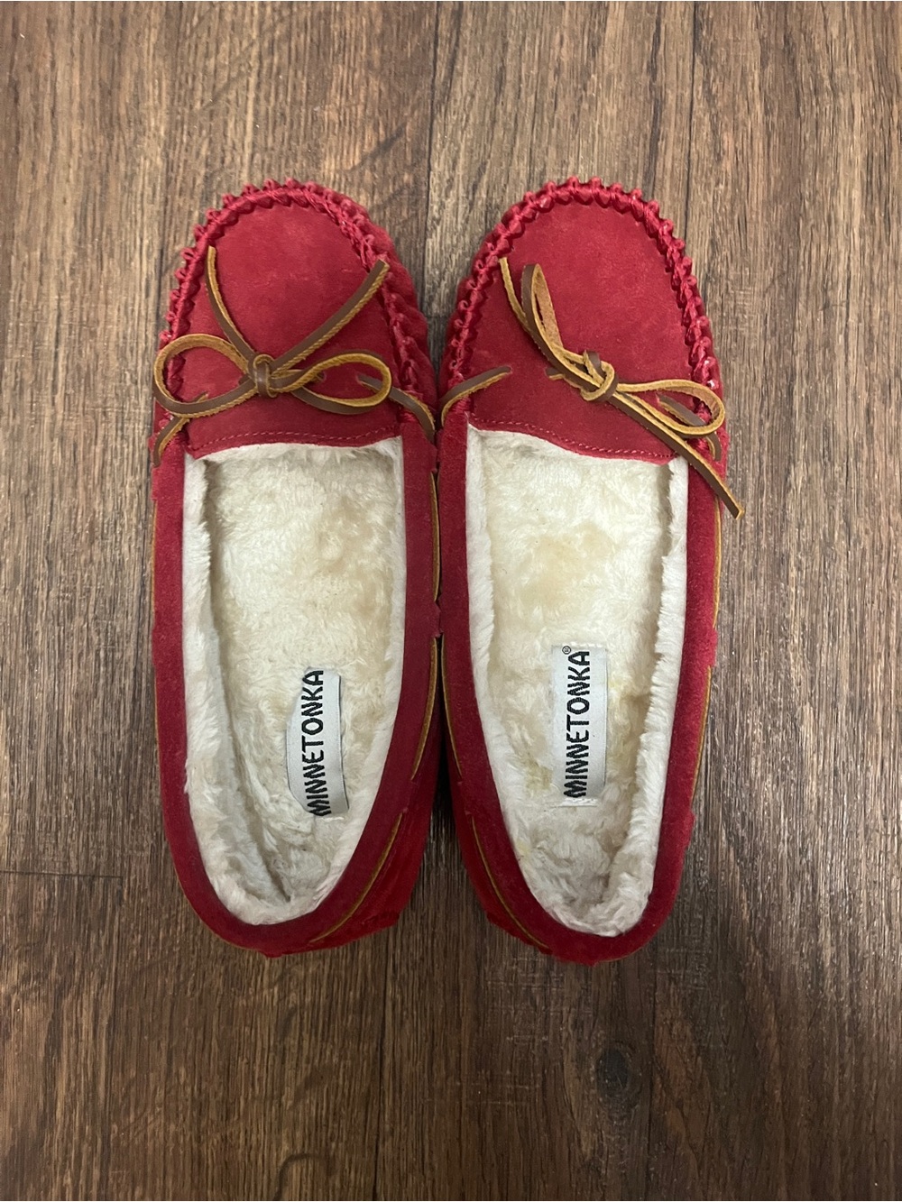 Minnetonka Red Suede Moccasins with Leather Bow Size 9m